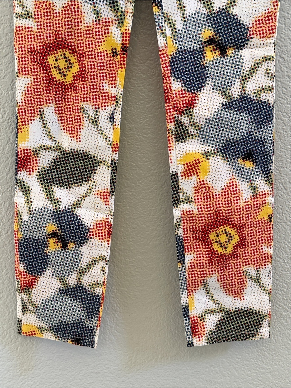 Kate Spade NWOT Saturday Floral Pixel Print Slim Stretch Twill Chinos Size 2 - Picture 5 of 9